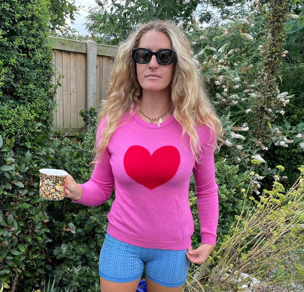 Designer Clements Ribeiro shocking pink Crew, with scarlet heart, 35”, S (tiny men’s on reverse at base)